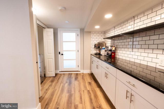 1913-1915 E PASSYUNK AVE, Philadelphia, PA 19148
