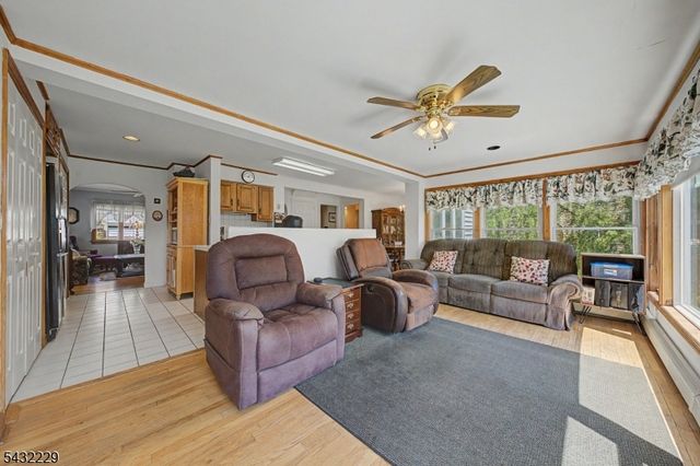 55 Intervale Rd, Parsippany-troy Hills Twp., NJ 07005