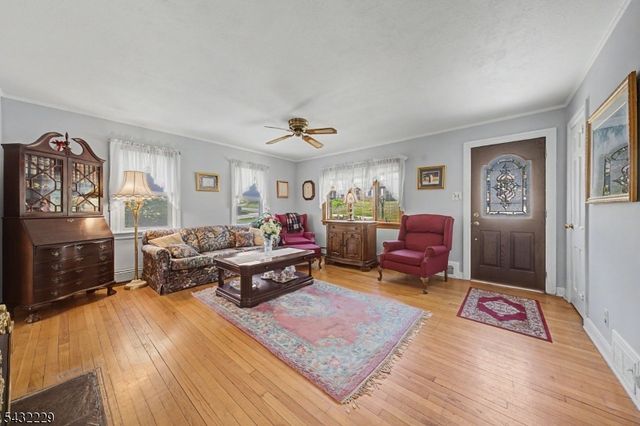 55 Intervale Rd, Parsippany-troy Hills Twp., NJ 07005