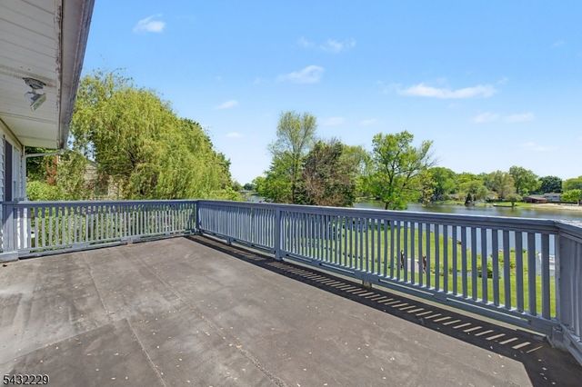 55 Intervale Rd, Parsippany-troy Hills Twp., NJ 07005
