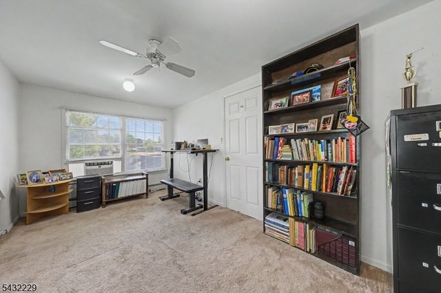 55 Intervale Rd, Parsippany-troy Hills Twp., NJ 07005