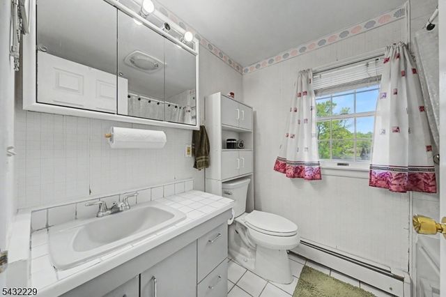 55 Intervale Rd, Parsippany-troy Hills Twp., NJ 07005