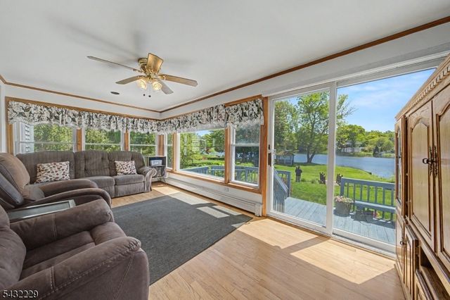55 Intervale Rd, Parsippany-troy Hills Twp., NJ 07005