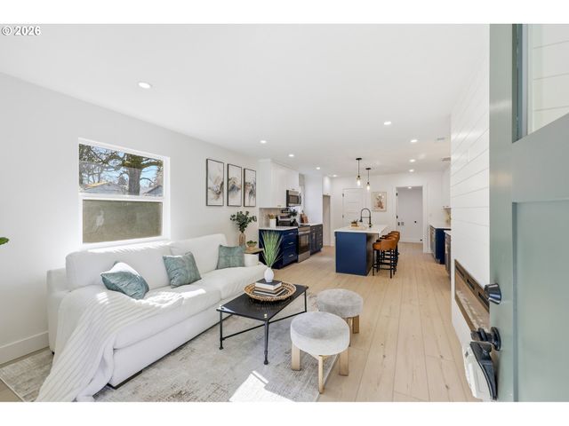 3100 Q St, Vancouver, WA 98663