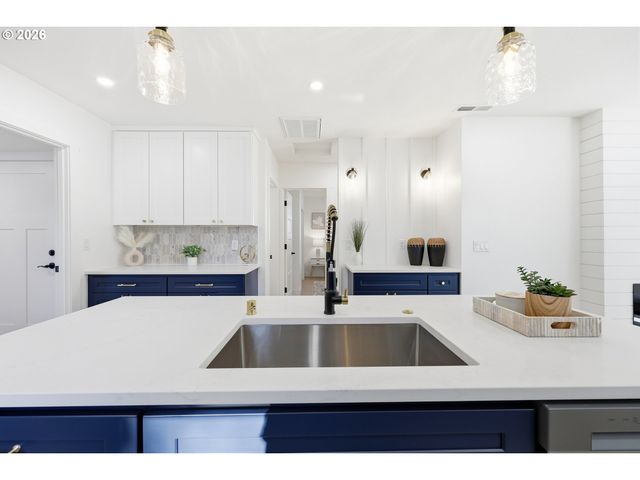 3100 Q St, Vancouver, WA 98663