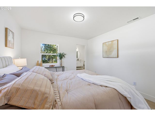 3100 Q St, Vancouver, WA 98663