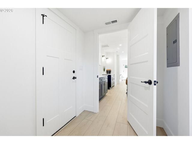 3100 Q St, Vancouver, WA 98663