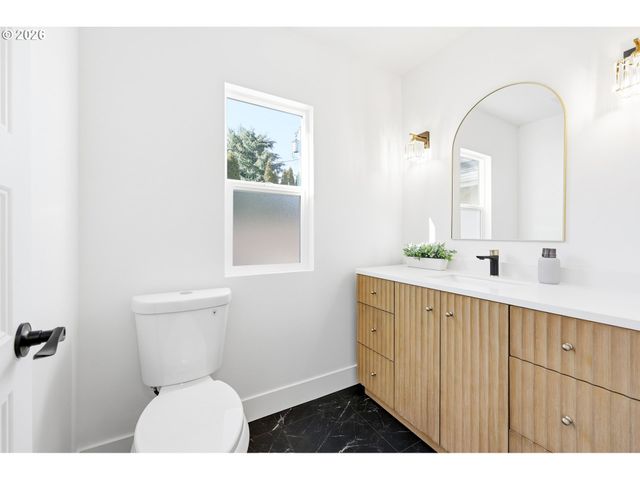 3100 Q St, Vancouver, WA 98663