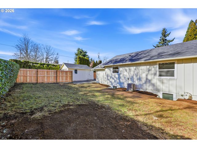 3100 Q St, Vancouver, WA 98663