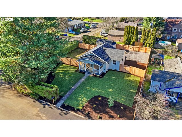 3100 Q St, Vancouver, WA 98663