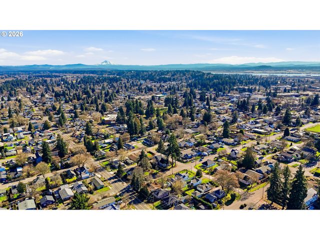 3100 Q St, Vancouver, WA 98663