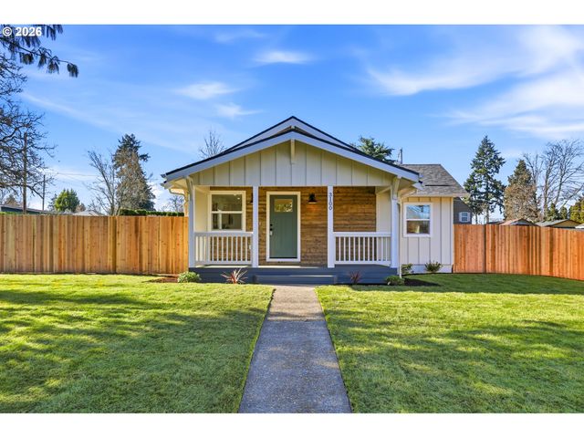 3100 Q St, Vancouver, WA 98663