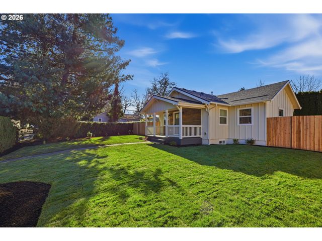 3100 Q St, Vancouver, WA 98663