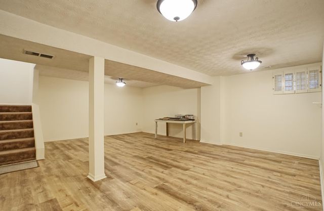 126 Chapel Hill Drive, Fairfield, OH 45014