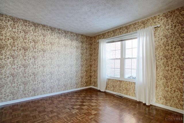 126 Chapel Hill Drive, Fairfield, OH 45014