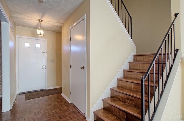 126 Chapel Hill Drive, Fairfield, OH 45014