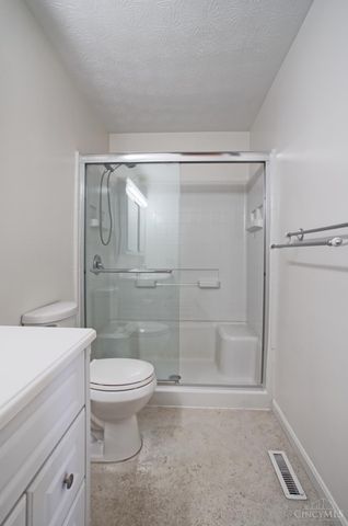 126 Chapel Hill Drive, Fairfield, OH 45014