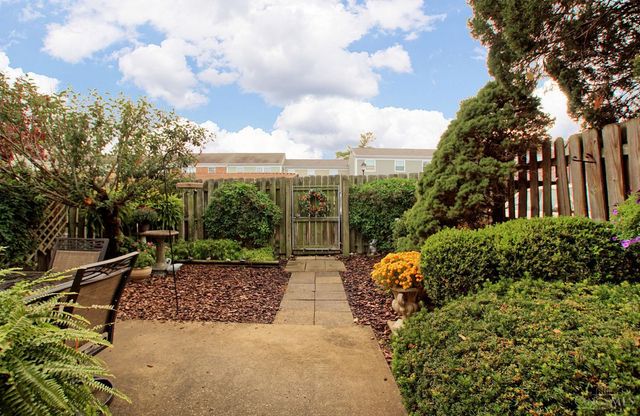 126 Chapel Hill Drive, Fairfield, OH 45014