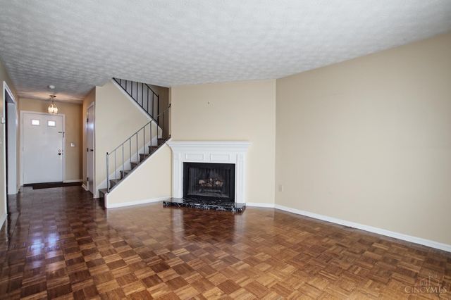 126 Chapel Hill Drive, Fairfield, OH 45014