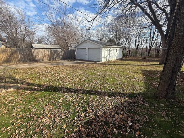 412 Angel Avenue SW, Watertown, MN 55388