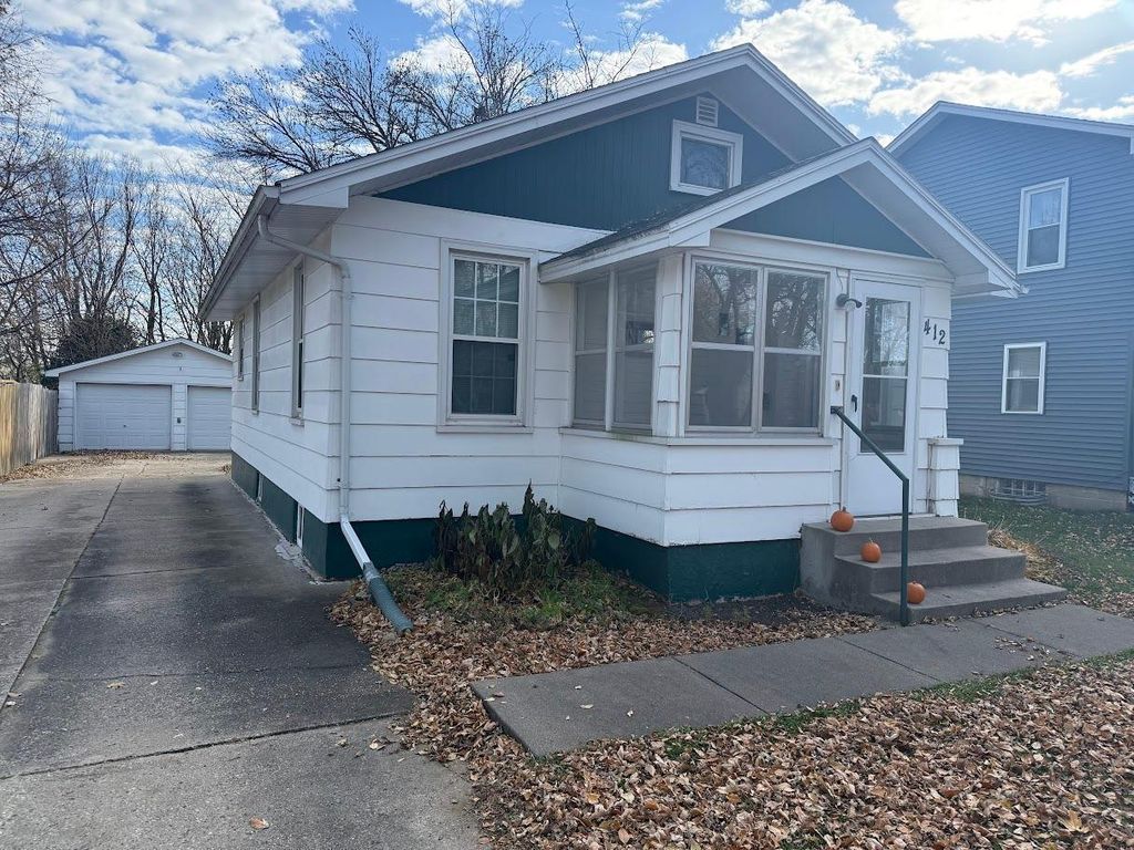 412 Angel Avenue SW, Watertown, MN 55388
