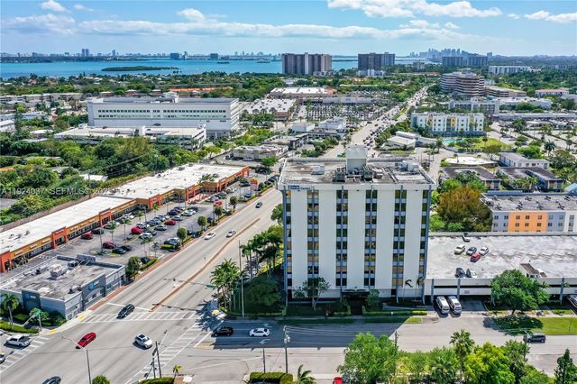 12550 Biscayne Blvd 902, North Miami, FL 33181