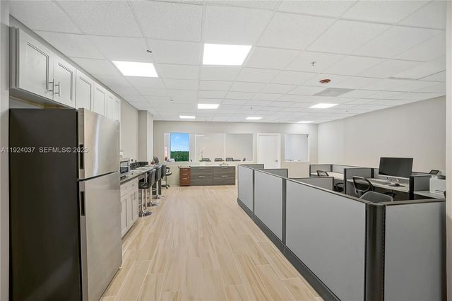 12550 Biscayne Blvd 902, North Miami, FL 33181