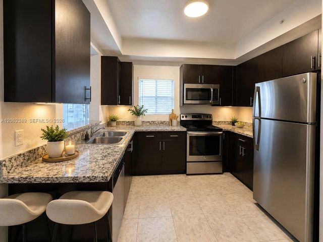 3417 W 80th St 108, Hialeah, FL 33018