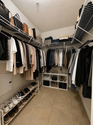 3417 W 80th St 108, Hialeah, FL 33018