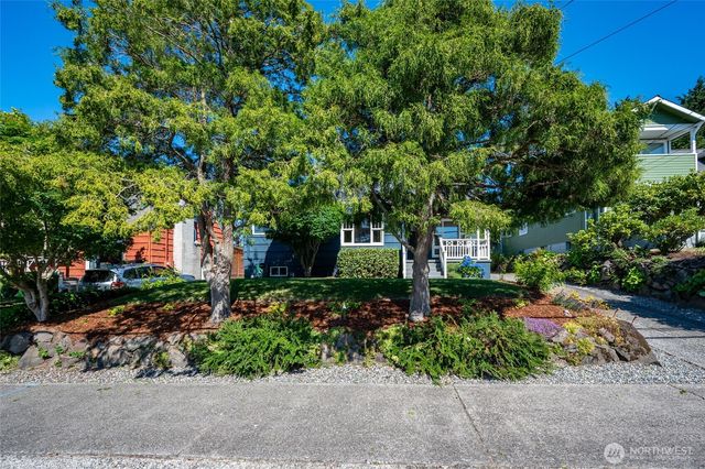 4024 55th Avenue SW, Seattle, WA 98116