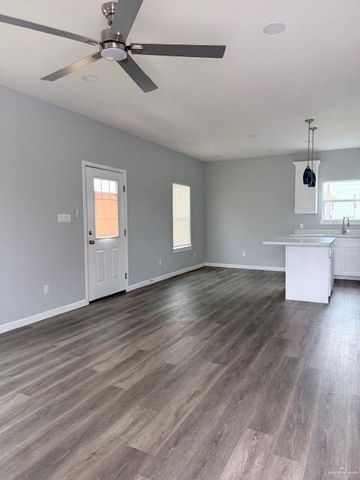 109 W Esplanada W Street B, Weslaco, TX 78596