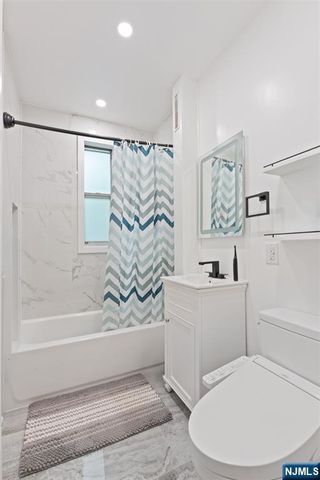 100 E Palisade Avenue B22, Englewood, NJ 07631