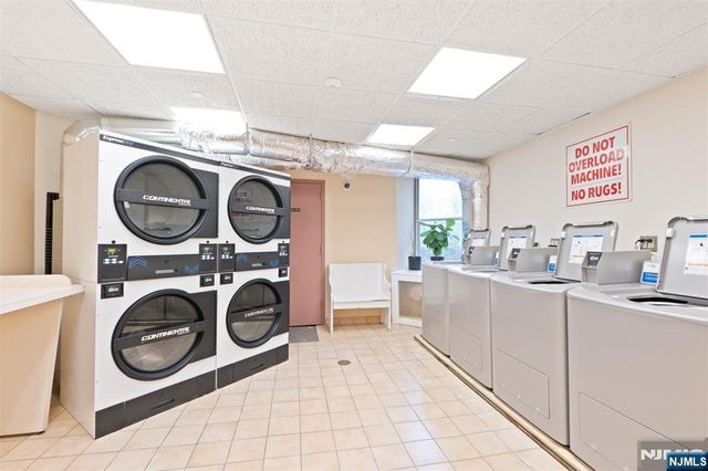 100 E Palisade Avenue B22, Englewood, NJ 07631