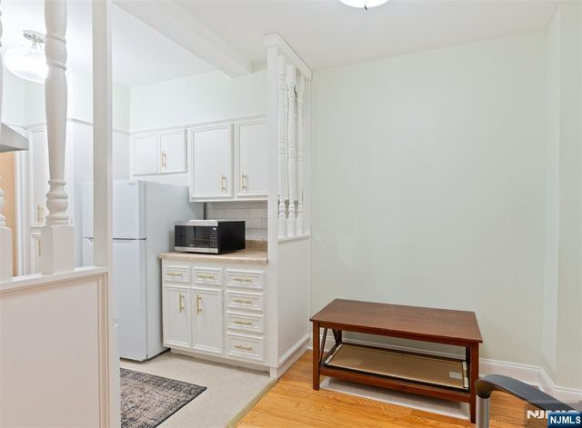 100 E Palisade Avenue B22, Englewood, NJ 07631