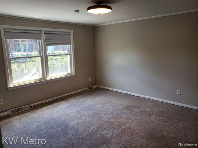 553 N Old Woodward Avenue, Birmingham, MI 48009