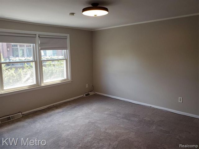553 N Old Woodward Avenue, Birmingham, MI 48009
