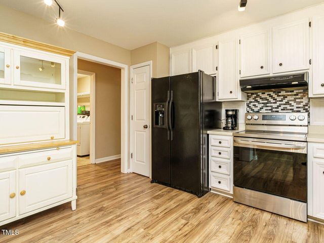 8204 Charlbert Court, Apex, NC 27539