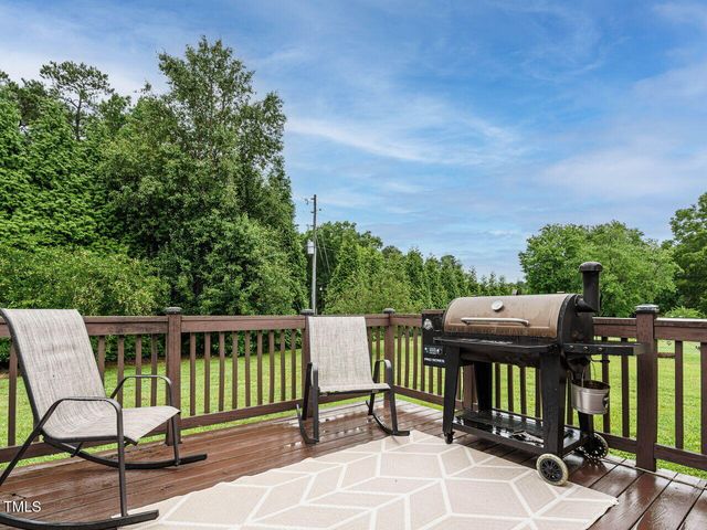 8204 Charlbert Court, Apex, NC 27539