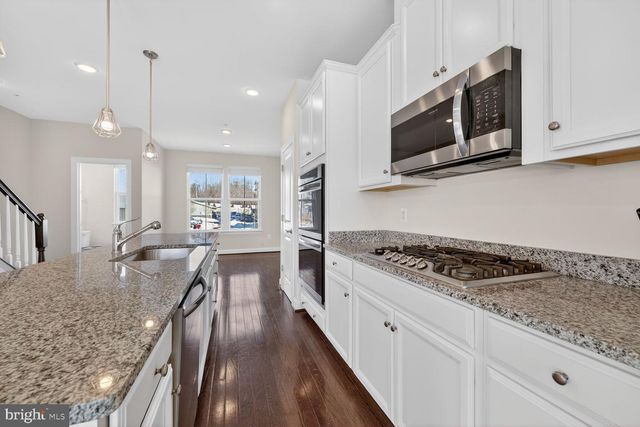 215 PHOENIX DR, Upper Marlboro, MD 20774