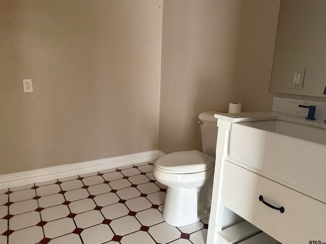 1708 SOUTH US HIGHWAY 69, Mineola, TX 75773