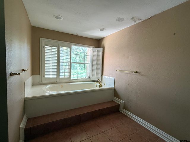 1708 SOUTH US HIGHWAY 69, Mineola, TX 75773