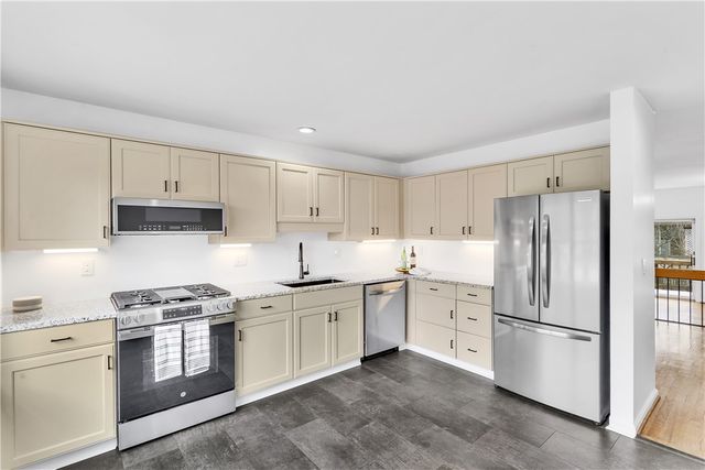 400 Virginia Ave, Aspinwall, PA 15215