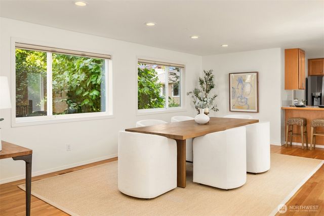 4054 54th Avenue SW, Seattle, WA 98116