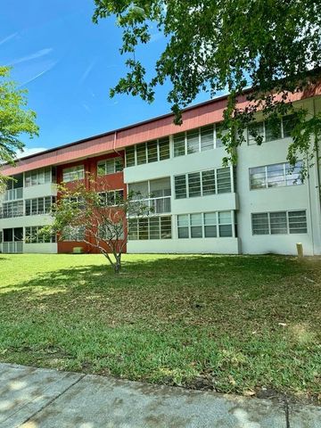 1400 NE 191st St 310, Miami, FL 33179