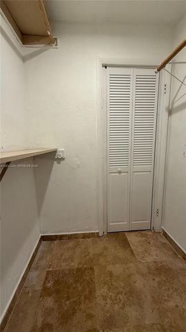 1400 NE 191st St 310, Miami, FL 33179