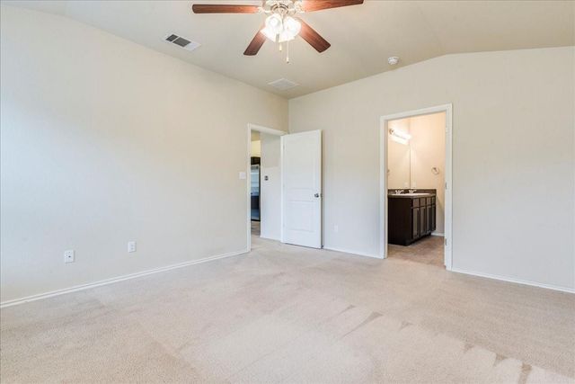 1061 Violet LN, Kyle, TX 78640