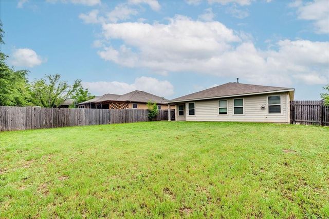 1061 Violet LN, Kyle, TX 78640