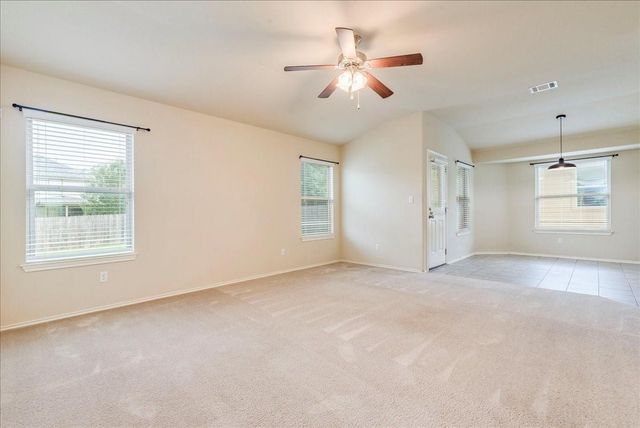 1061 Violet LN, Kyle, TX 78640