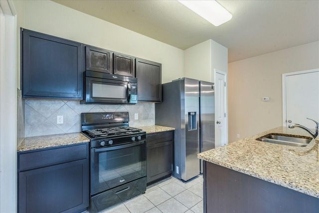 1061 Violet LN, Kyle, TX 78640