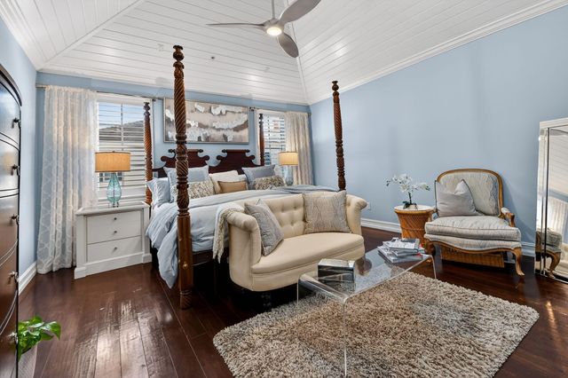 145 N Cannery Row Circle, Delray Beach, FL 33444